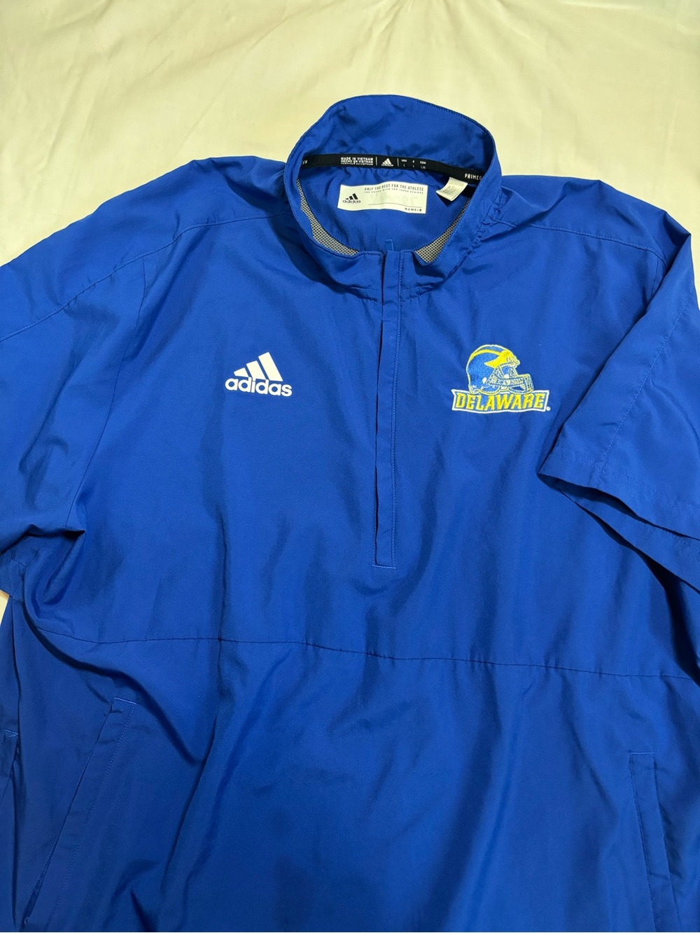 Men’s Adidas large Blue Delaware Pullover Windbreaker